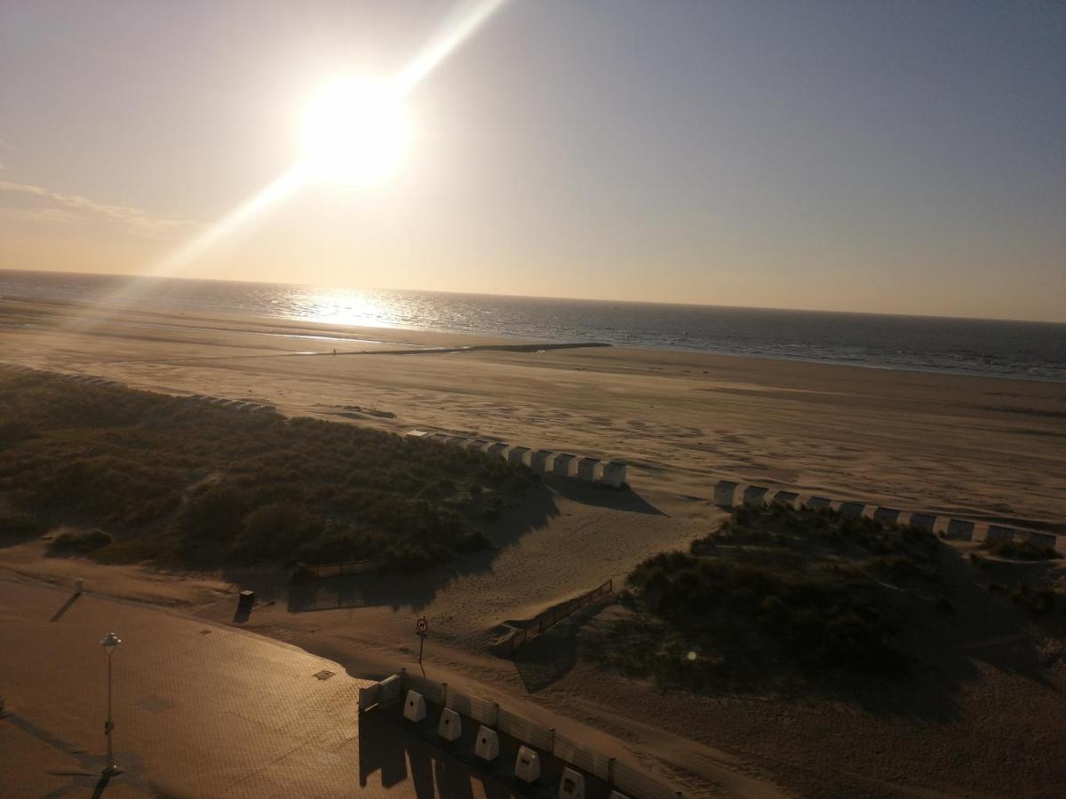 Marjolaine Zeezicht - Nieuwpoort-Bad Met Gratis Garagebox Apartment ภายนอก รูปภาพ